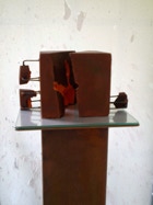 2009, Gips, Stahl, Spiegel, 140 x 30 x 30 cm